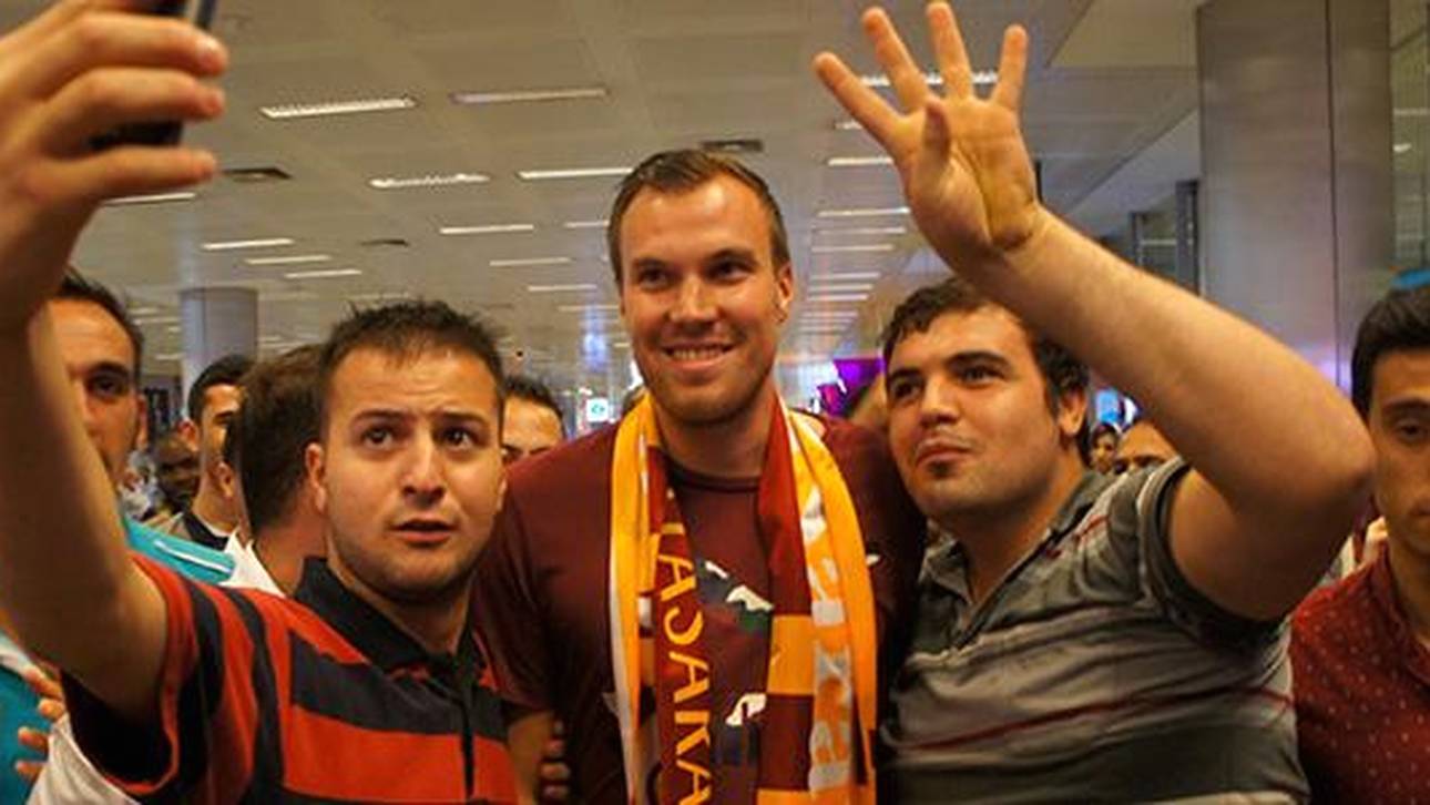 Großkreutz in Istanbul empfangen
