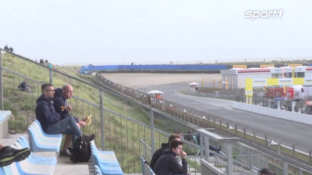 Auf der neuen Haupttribüne sitzen die Zuschauer hinunter bis zur ersten Rechtskurve
