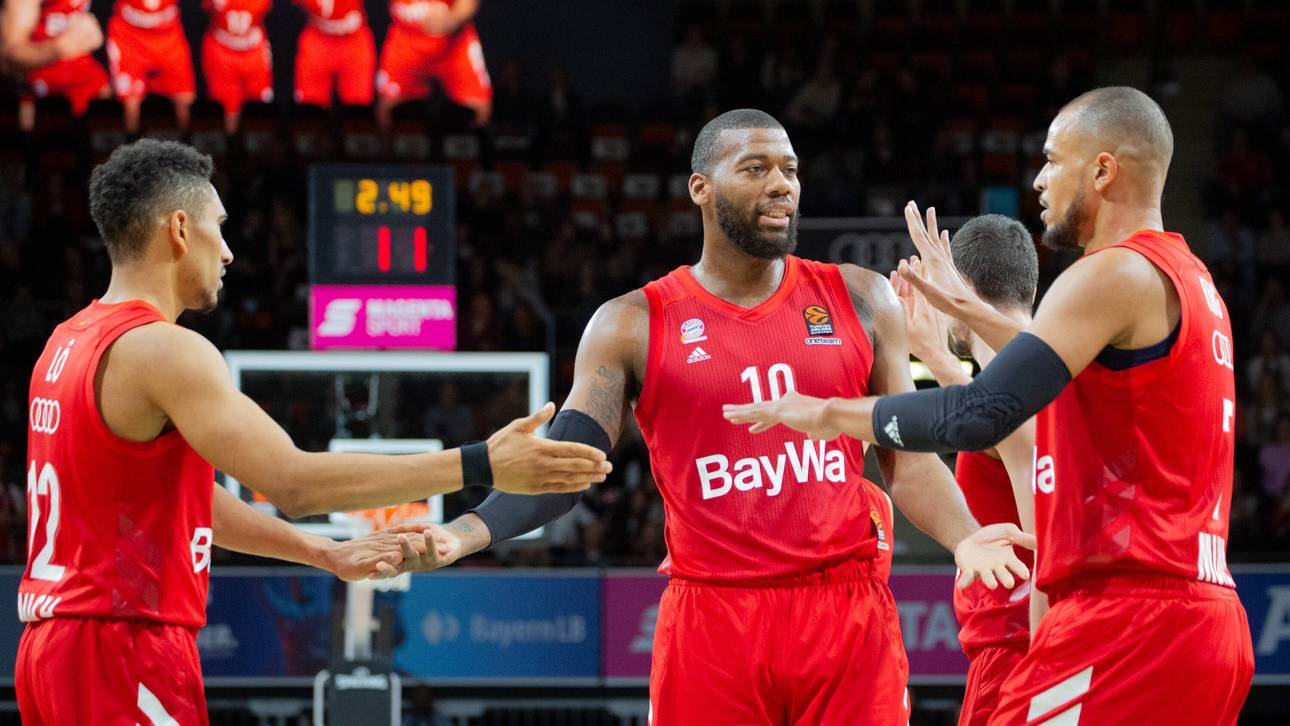 Bayern verzichten auf Gehalt