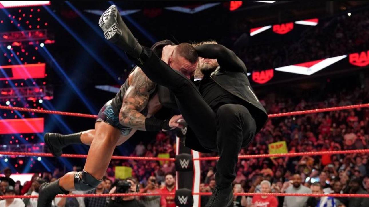 WWE: Edge verübt Rache gegen Orton