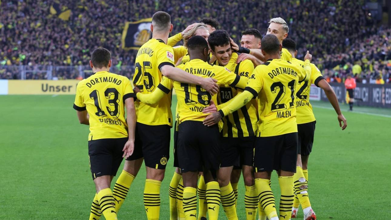 Moukoko führt Dortmund zum Sieg