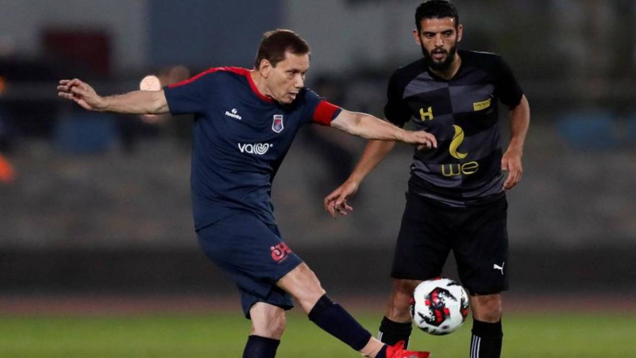 74-Jähriger spielt für Drittligist