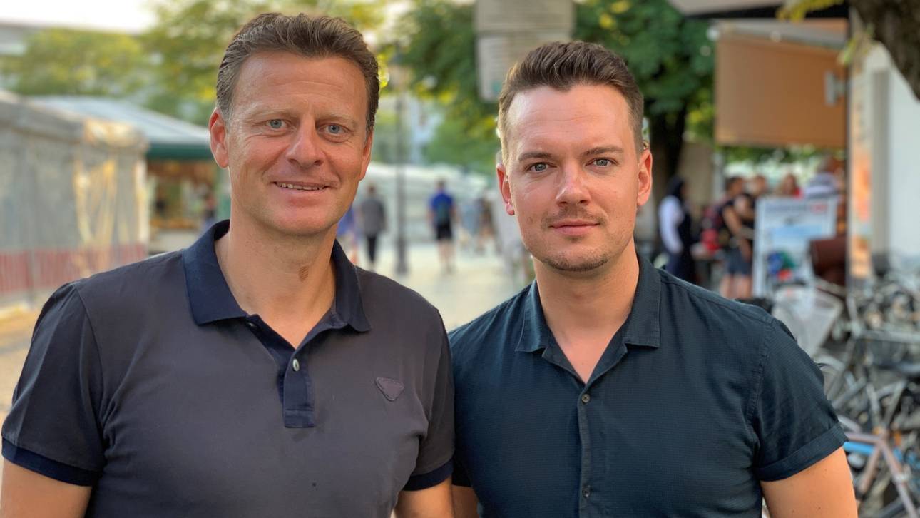 SPORT1-Chefreporter Florian Plettenberg (r.) traf Christian Wörns auf dem Münchner Viktualienmarkt