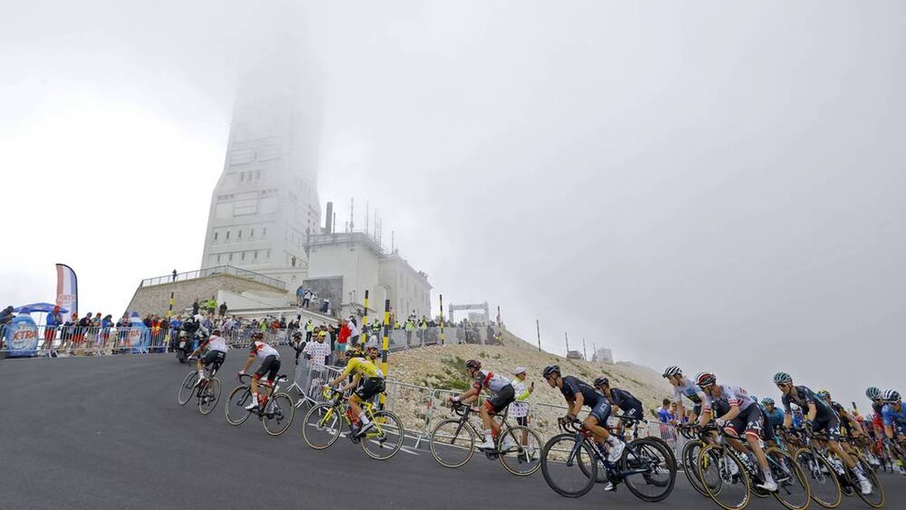Van-Aert-Erfolg bei Martin-Drama
