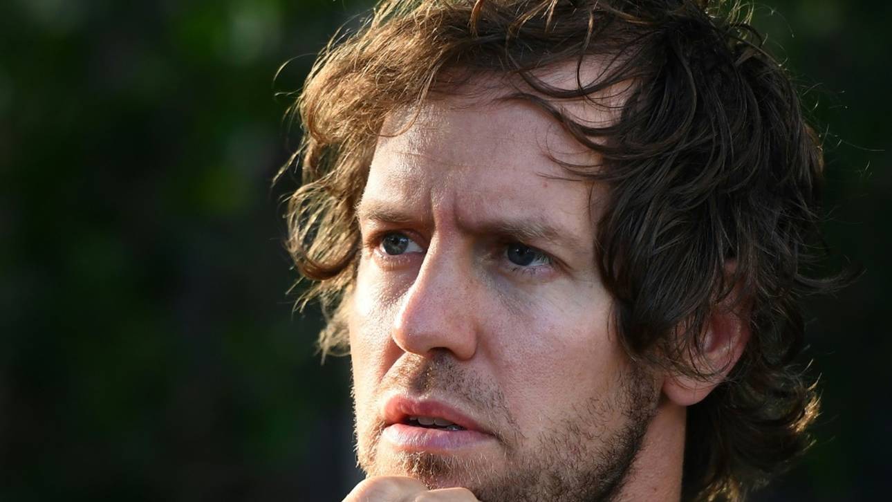 Formel 1: Vettel greift beim Comeback zum Feuerlöscher