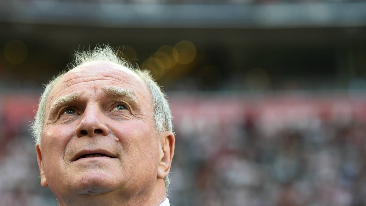 4. JUNI: Vorschusslorbeeren erntet Kovac von Bayern-Präsident Uli Hoeneß bereits weit vor seinem Amtsantritt. "Ich muss ganz ehrlich sagen: Allen Unkenrufen und Schlaumeiern zum Trotz, die uns einen Thomas Tuchel...