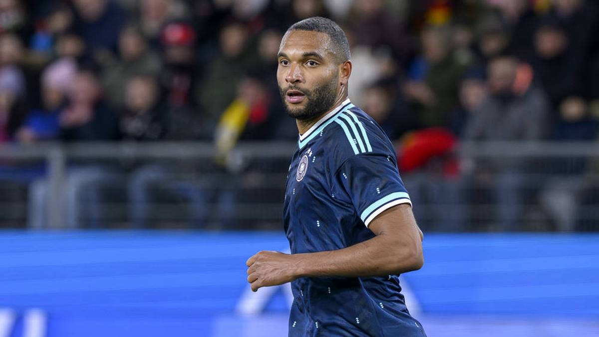 JONATHAN TAH:
Alter: 30, Verein: FC Bayern München, Länderspiele: 45, Tore: 1