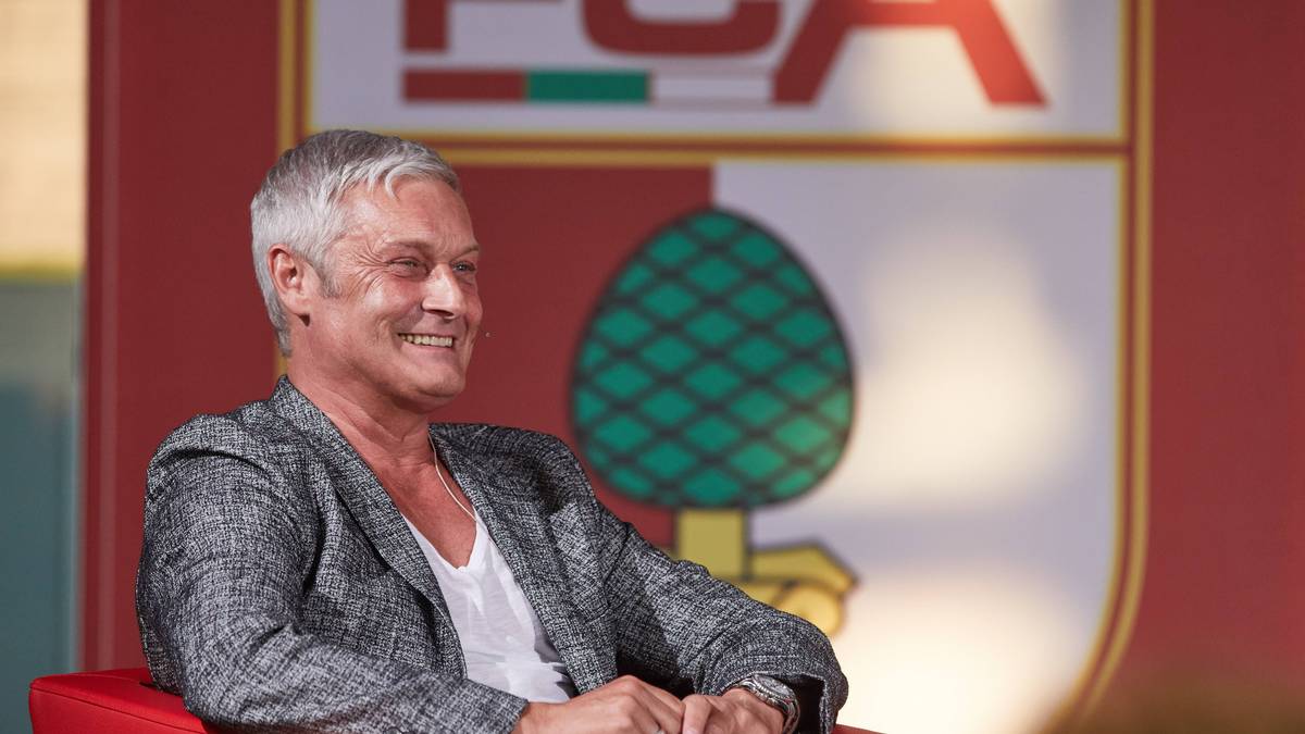 Mit vier Jahren, elf Monaten und 30 Tagen war Armin Veh zu Beginn seiner Trainerkarriere Anfang der 1990er Jahre in Augsburg am längsten im Amt