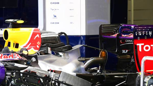 Nach dem Motorwechsel in rekordverdächtigen drei Stunden gestern, ist der Red Bull heute von Beginn an einsatzfähig