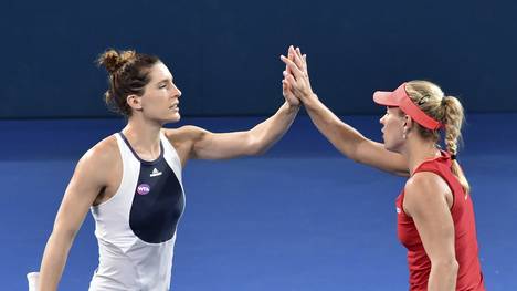 Angelique Kerber (rechts) und Andrea Petkovic spielen in Indian Wells