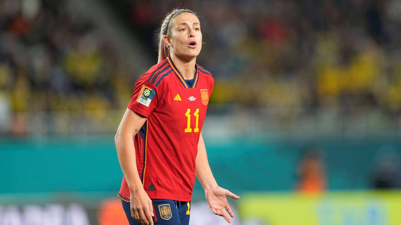 Spanien überrascht mit Aufstellung