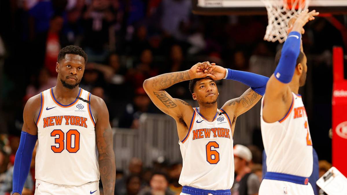 PLATZ 1 - NEW YORK KNICKS (4,6 Milliarden): Rein sportlich gesehen sind die Knicks ein Trümmerhaufen, die Playoffs wurden zuletzt 2013 erreicht. Und doch sind sie im fünften Jahr in Folge das wertvollste Team mit einer 15-prozentigen Steigerung. Dem Standort New York, einer kostspieligen Renovierung des Madison Square Garden und einem großen lokalen TV-Vertrag sei Dank