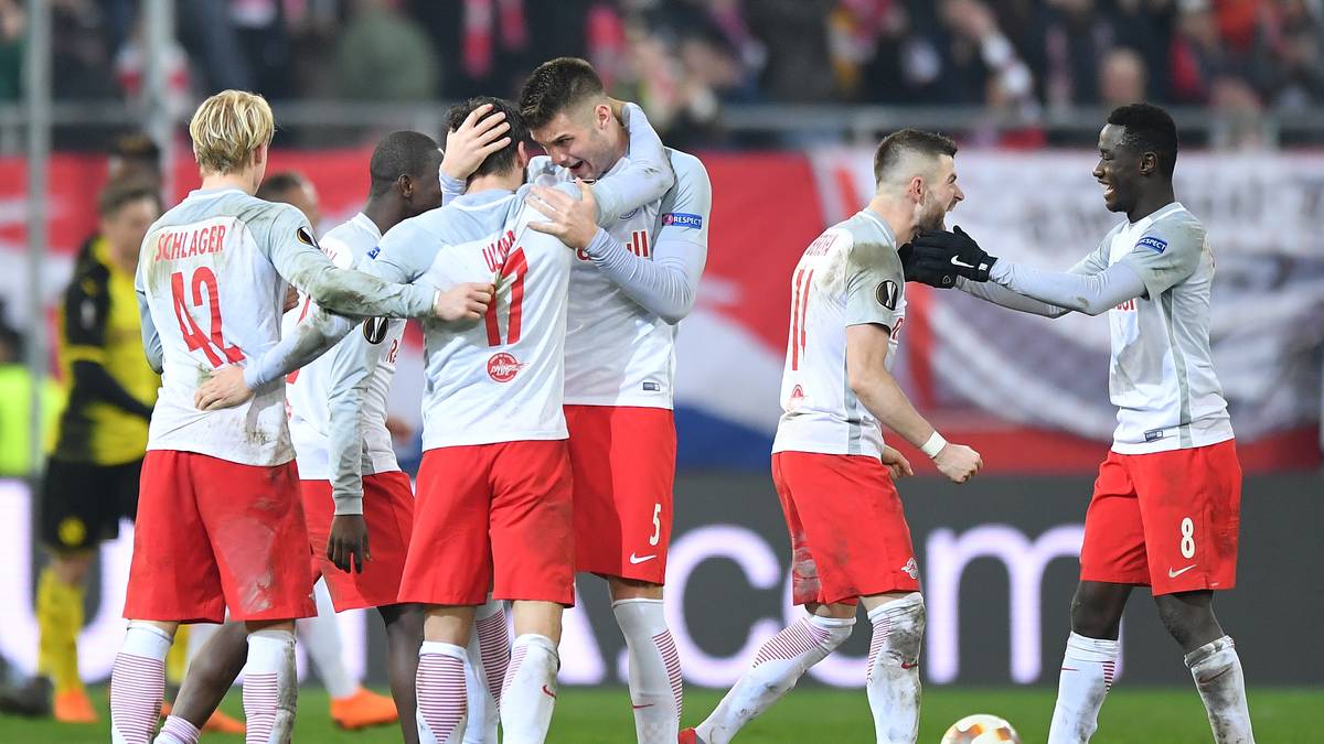"Heute": Der größte Erfolg der Vereinsgeschichte ist perfekt! Red Bull Salzburg steht im Viertelfinale der Europa League. Nach dem 2:1-Erfolg in Dortmund reichte dem österreichischen Meister vor 29.520 Zuschauern ein 0:0 gegen einen über weite Strecken harmlosen BVB