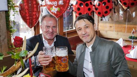 FC Bayern: Trainer Niko Kovac spricht über Beziehung zu Karl-Heinz Rummenigge, Karl-Heinz Rummenigge und Bayern-Trainer Niko Kovac auf dem Oktoberfest