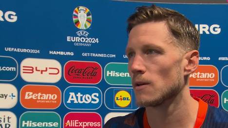 Wout Weghorst sorgt nach seiner Einwechslung mit dem ersten Ballkontakt für den 2:1-Siegtreffer der Niederlande gegen Polen.