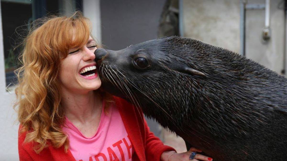 Ob sie jemals wieder in den Weltcup zurückkehrt, ließ sie offen. In der Zwischenzeit muntert sie hoffentlich dieser tierische Freund etwas auf
