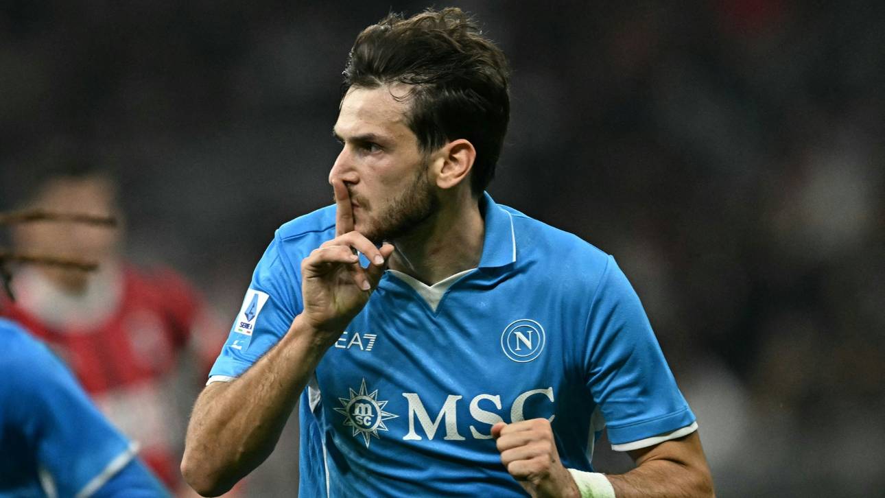 Neapel legt an der Spitze vor