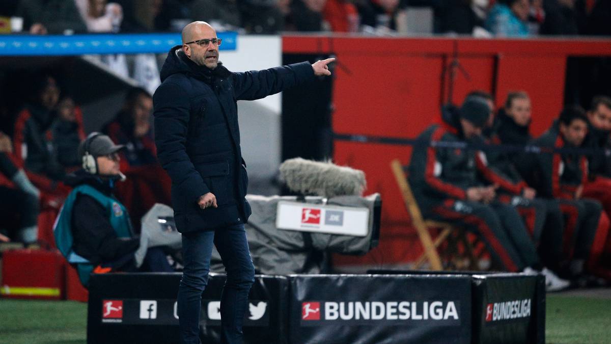 Seit Ende Januar leitet Bosz die Geschicke bei Bayer Leverkusen und konnte seitdem sechs von neun Bundesliga-Spielen gewinnen
