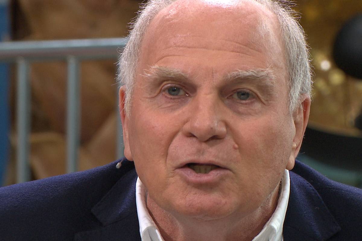 Uli Hoeneß rechnet deutlich mit der Leistung der deutschen Nationalmannschaft bei der EM ab. Besonders Toni Kroos bekommt sein Fett weg.