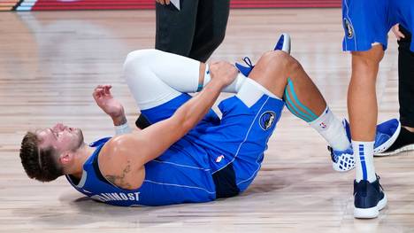 Luka Doncic verletzt sich in Spiel 3 gegen die Clippers am Knöchel