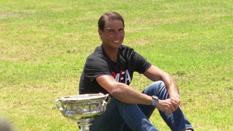 Rafael Nadal hat bei den Australian Open mit seinem 21. Grand-Slam-Titel Geschichte geschrieben. Dennoch ist dem Spanier der Vergleich mit seinen Rivalen Djokovic und Federer nicht so wichtig.