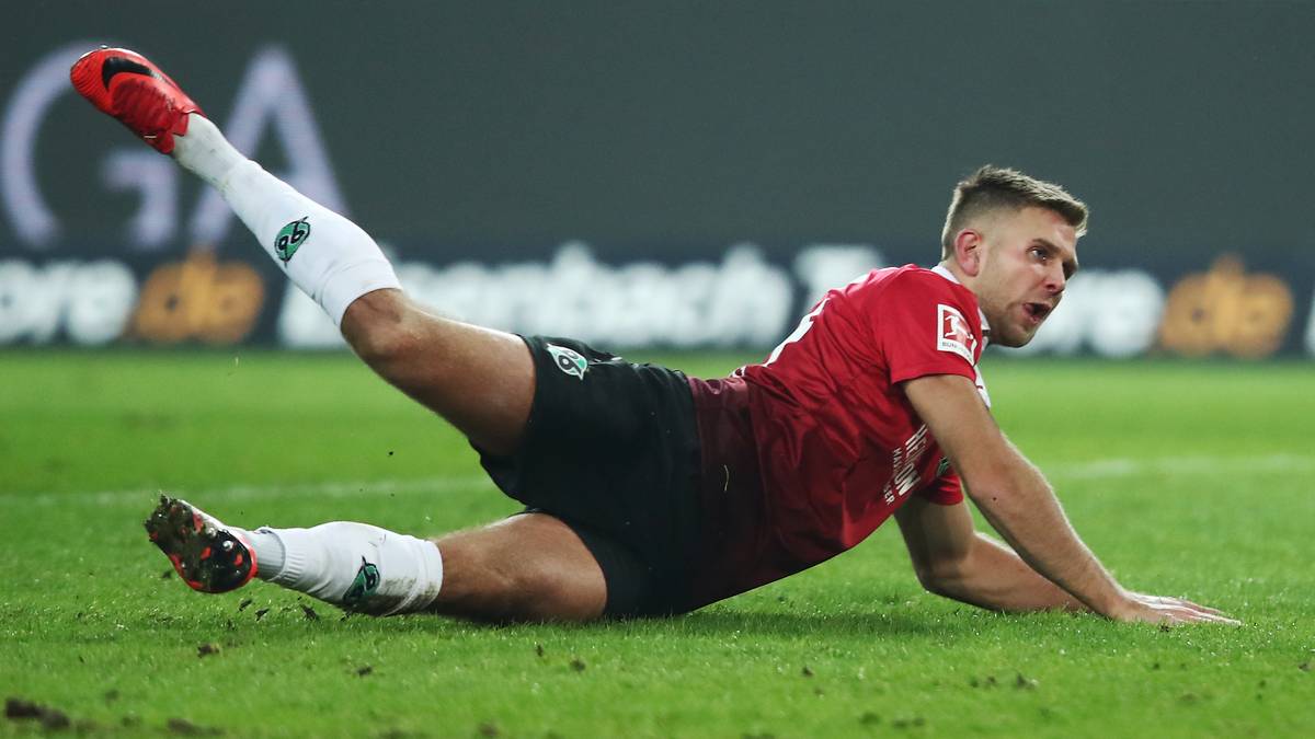 NICLAS FÜLLKRUG (Hannover 96): In Sachen Form macht Füllkrug kaum jemand etwas vor, seit dem Jahreswechsel traf kein Deutscher in der Bundesliga häufiger. Der Hannoveraner rieb sich uneigennützig für sein Team auf, führte ligaweit die drittmeisten Zweikämpfe