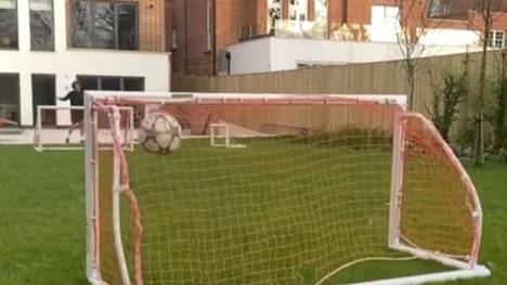 Arsenal-Verteidiger David Luiz sorgt während der Corona-Zeit in seinen vier Wänden reihenweise für Highlights. 