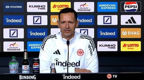 Dänemark verspielt in den Schlussminuten die direkte WM-Qualifikation, SGE-Trainer Dino Toppmöller erklärt, wie sie jetzt mit dem Dänen Rasmus Kristensen umgehen müssen. 