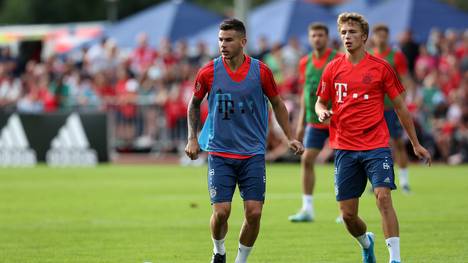 Jann-Fiete Arp (r.) kehrt ins Training des FC Bayern zurück