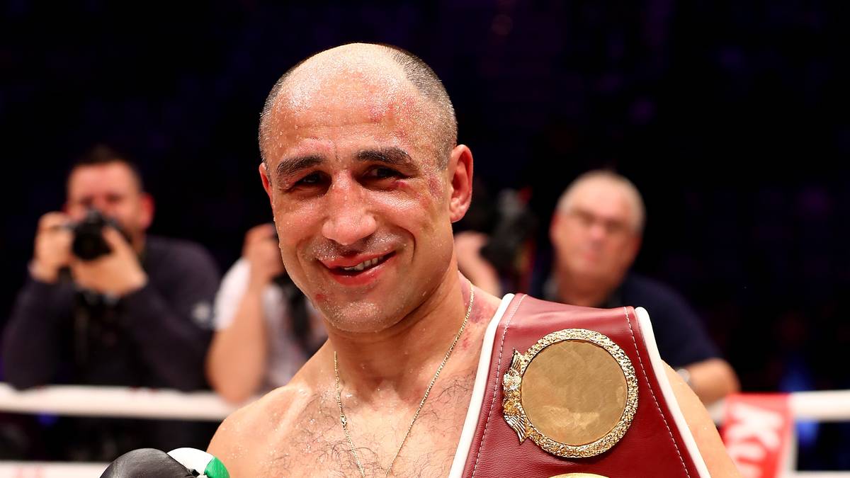 ARTHUR ABRAHAM: "King Arthur" beweist auch mit 37 Jahren, dass er noch lange nicht zum alten Box-Eisen gehört. Der ehemalige IBF-Weltmeister im Mittelgewicht sowie ehemalige zweifacher WBO-Weltmeister im Supermittelgewicht hat eine Kampfbilanz von 46:6