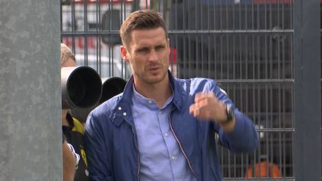 Sebastian Kehl spricht über die bittere Niederlage von Borussia Dortmund gegen Werder Bremen. Dabei versucht er die Diskussionen um Einstellung und Führungsspieler im Keim zu ersticken.