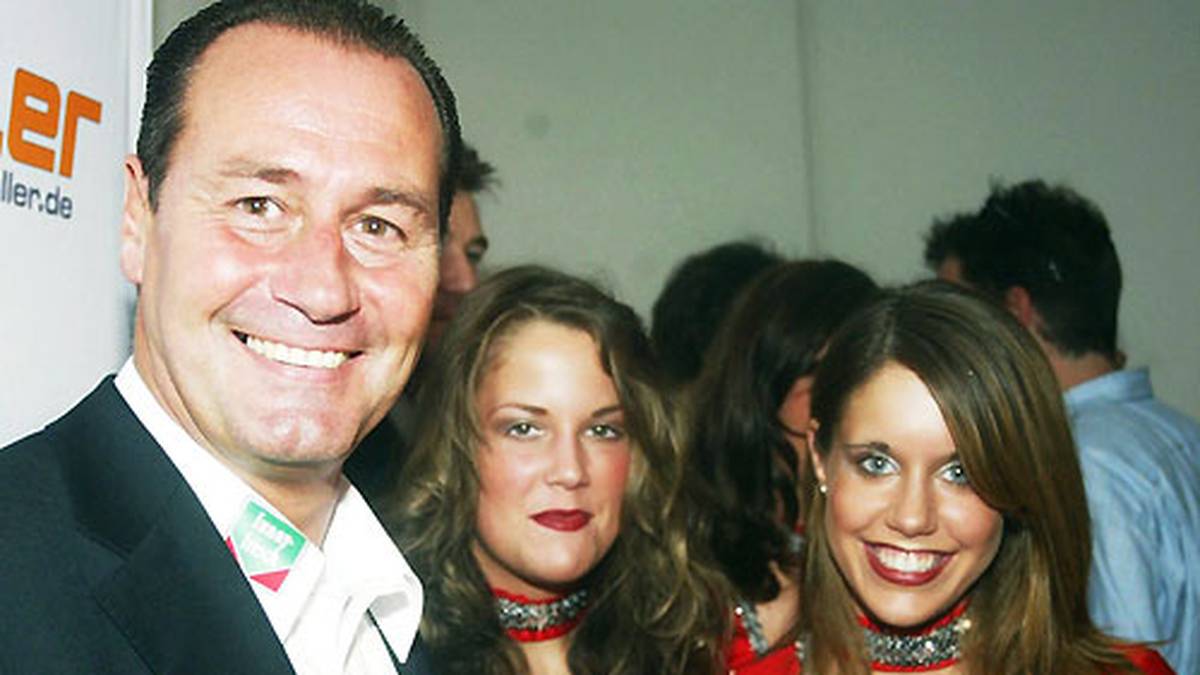 Anschließend folgt die Station 1. FC Köln. Mit dem Effzeh gelingt ihm nach dem Abstieg in die 2. Bundesliga als Meister die unmittelbare Rückkehr in die Bundesliga