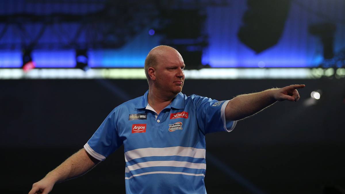 Der Niederländer mit dem Spitznamen "The Dutch Destroyer" liegt schon zwei Sätze hinten, doch dann gelingt eine furiose Wende