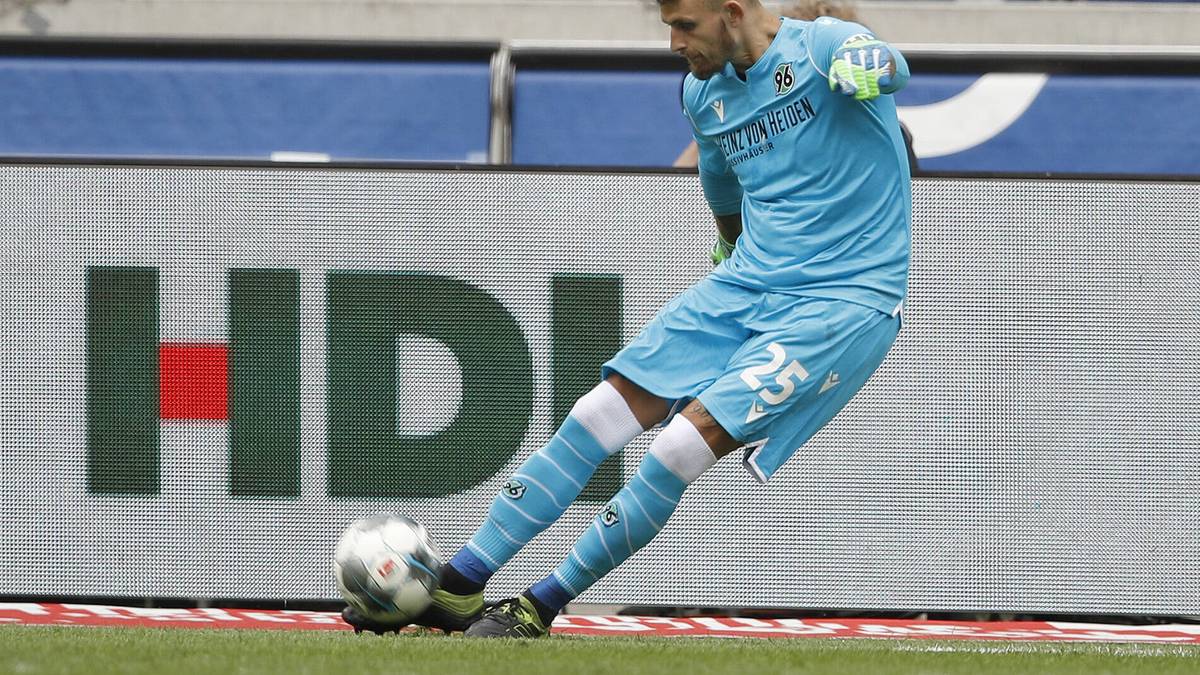 PLATZ 22: Martin Hansen (Hannover 96): Weisse Westen: 1 - Gegentore: 0