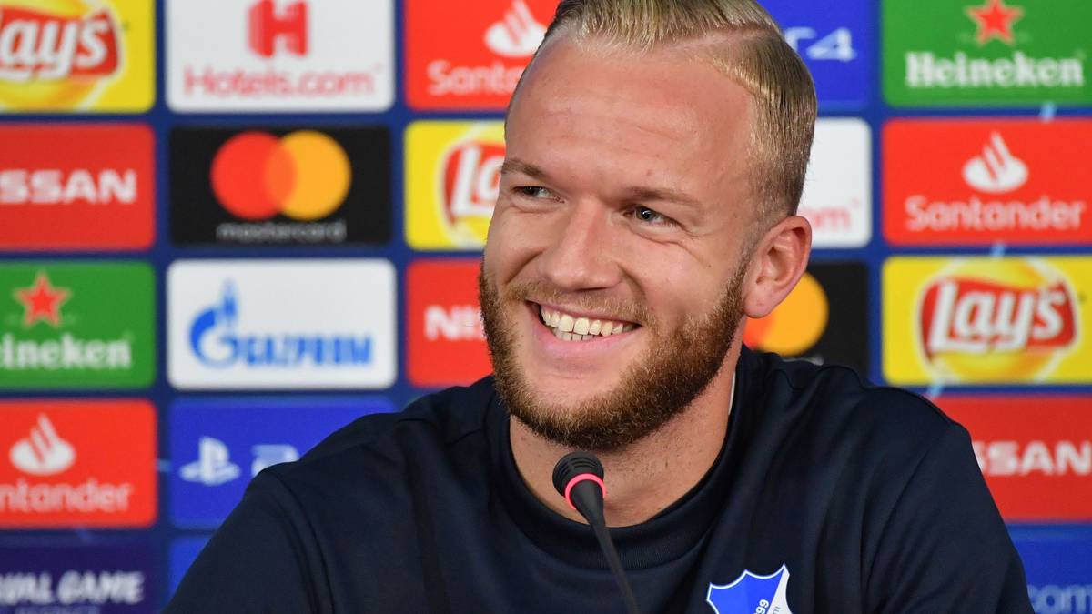 Im August unterschrieb Vogt, der sich bei der TSG "zu einer zentralen Persönlichkeit entwickelt hat", einen neuen Vertrag bis 2022. Dennoch könnte der 27-Jährige wieder zur Alternative für die Bayern werden