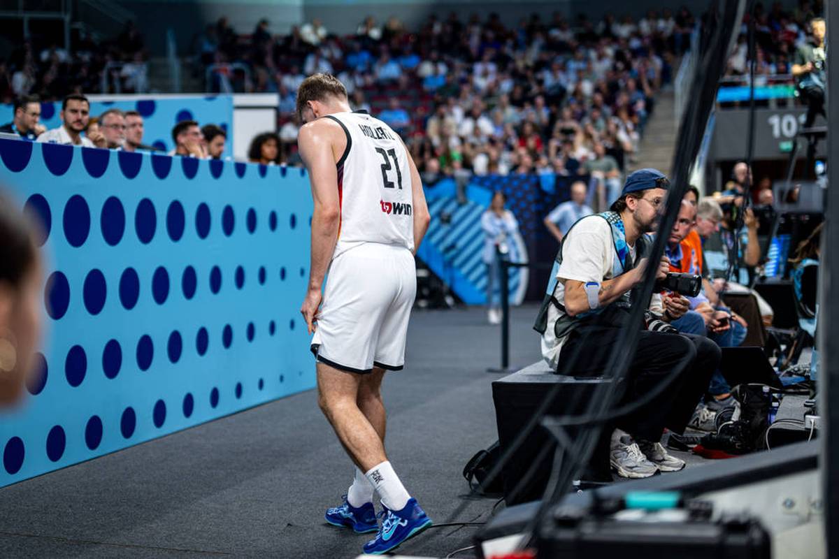Die deutschen Basketballer müssen im EM-Halbfinale gegen Finnland auf Justus Hollatz verzichten. Magenta-Experte Per Günther ordnet den Ausfall ein.