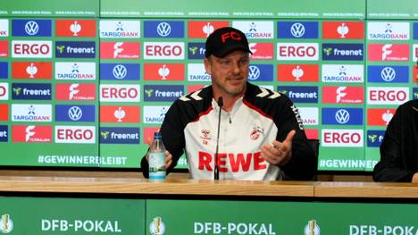 Köln-Trainer Lukas Kwasniok sieht die Rollen im Pokal-Kracher gegen die Bayern klar verteilt. Über die Rolle als Underdog freut er sich aber dennoch. 