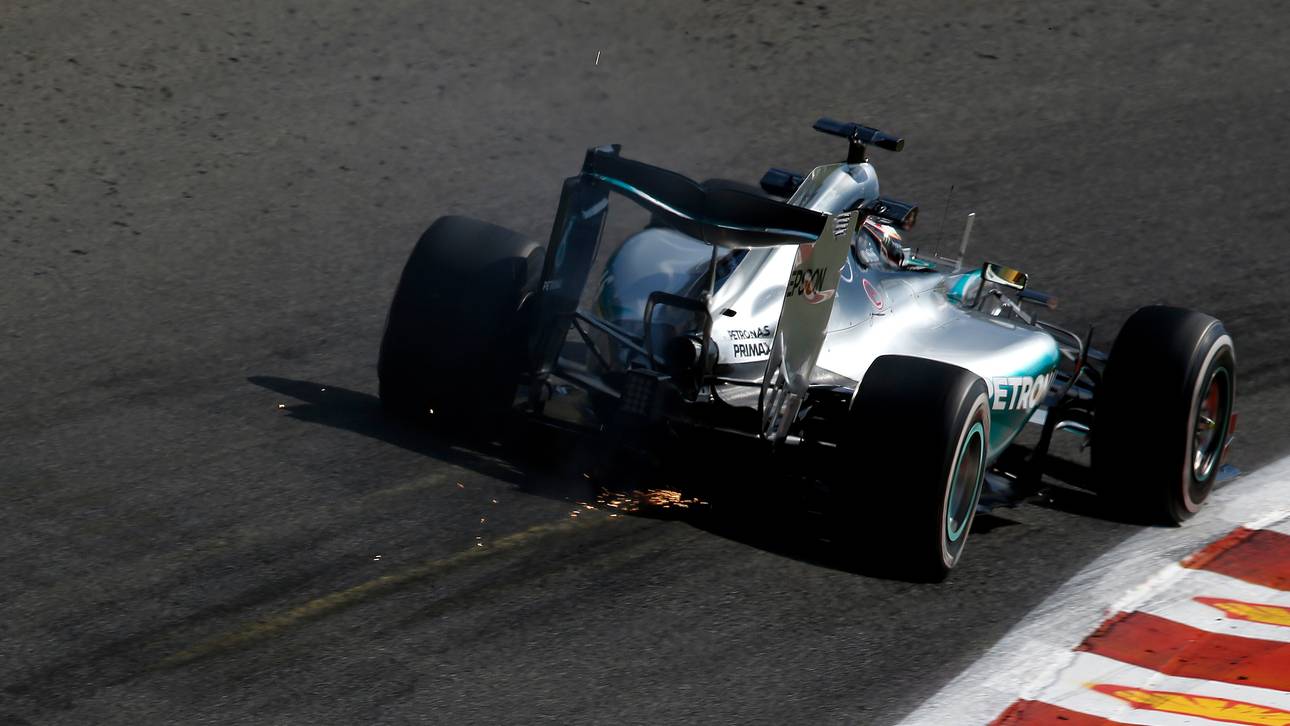 Hamilton im Training vor Rosberg