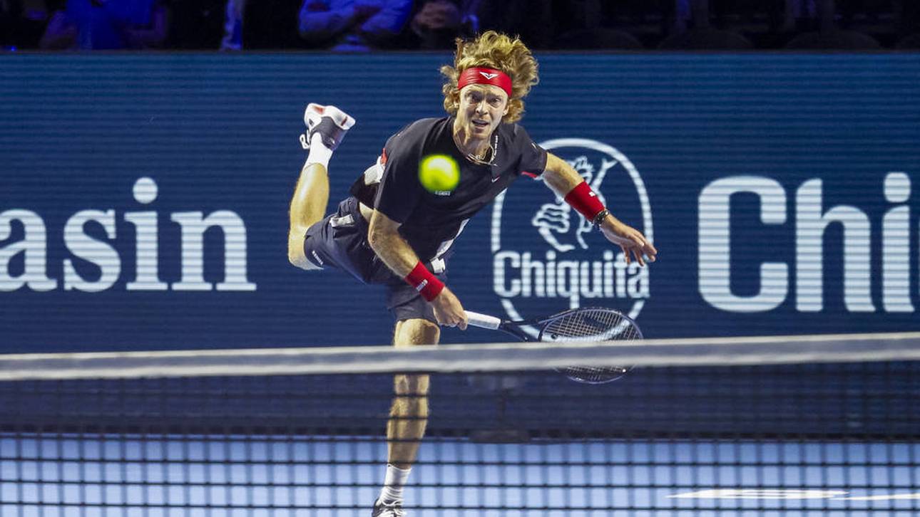 Tennis-Star offenbart Not-OP