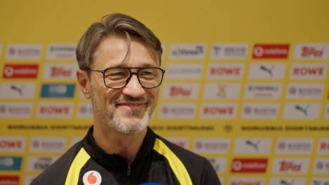 Auf der Asien-Tour von Borussia Dortmund spricht BVB-Coach Niko Kovac über Nationalspieler Maximilian Beier, dem bei der Presserunde die Nervosität deutlich anzumerken war. 