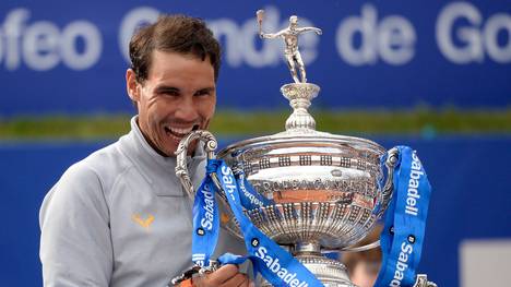 Rafael Nadal bezwang im Finale von Barcelona Stefanos Tsitsipas in 78 Minuten