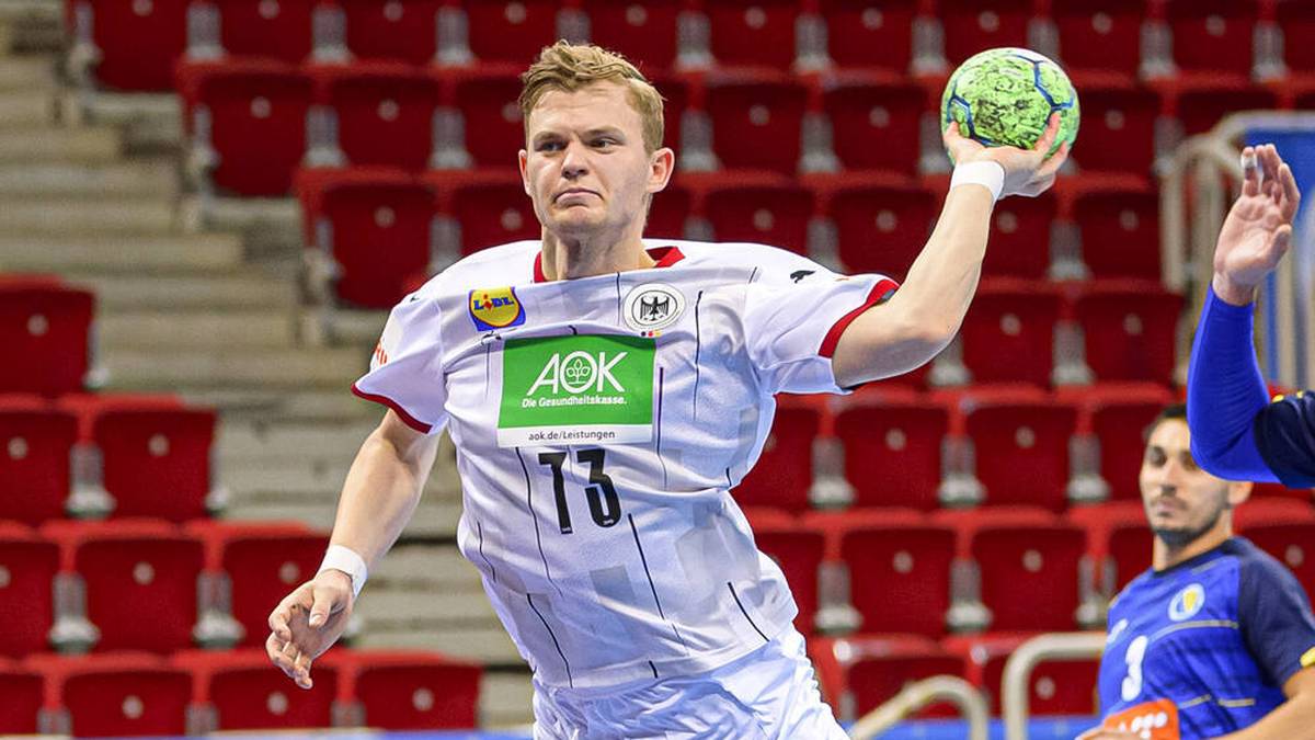 TIMO KASTENING: Avancierte bei der EM 2020 zum deutschen Shootingstar – pfeilschnell, gewitzt und treffsicher. Damit steigen die Erwartungen, bei der WM ist der Melsunger als Leistungsträger gefordert. Kastening musste zuletzt allerdings wegen eines positiven Corona-Tests in Quarantäne. Traf im ersten EM-Quali-Spiel gegen Österreich drei Mal, leistete sich im zweiten jedoch einige Fahrkahrten