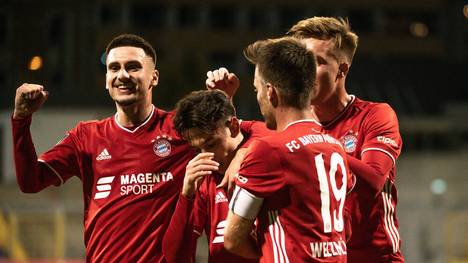 Der FC Bayern München II will gegen den KFC Uerdingen den ersten Auswärtssieg feiern 