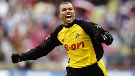 Marcio Amoroso war einst der teuerste Transfer der Bundesliga-Geschichte, wurde Torschützenkönig in Brasilien, Deutschland und Italien und ist das Paradebeispiel eines Wandervogels. Das ist seine Geschichte.