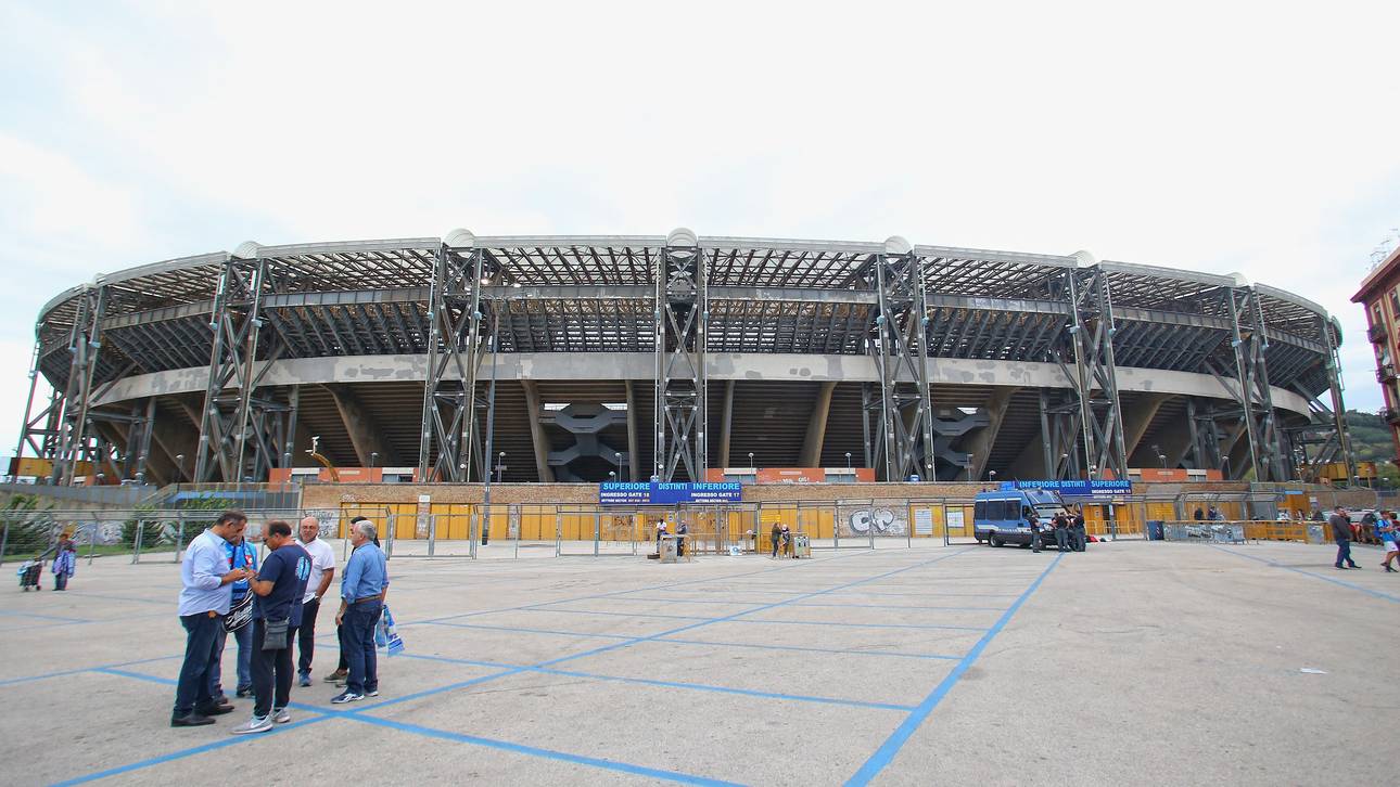 Napoli verbietet Gürtel im Stadion