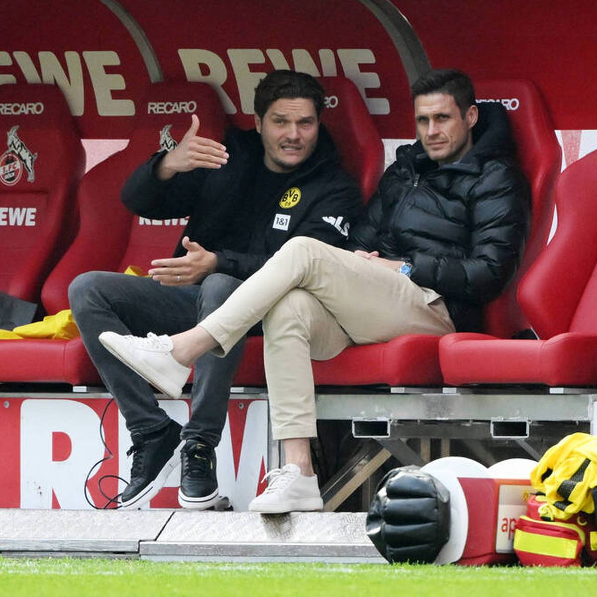 Borussia Dortmund verspielt beim 1. FC Köln erneut eine Führung. Trainer Edin Terzic wird auf der Pressekonferenz deutlich. Auch im SPORT1 Doppelpass wird das Thema heiß diskutiert.