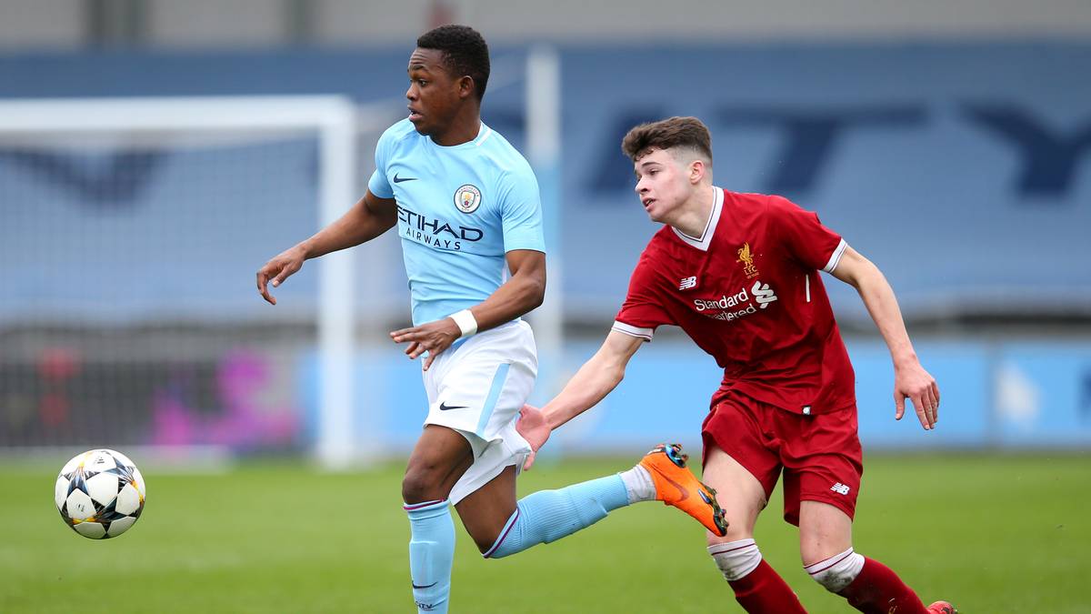 RABBI MATONDO (18): Einer der jüngeren Abgänge bei den Skyblues. Mit 16 Jahren wechselt der Flügelflitzer zu ManCity, dann macht Pep die Tür aber zu. Matondo nimmt sich einige Landsleute zum Vorbild und wechselt nach Deutschland