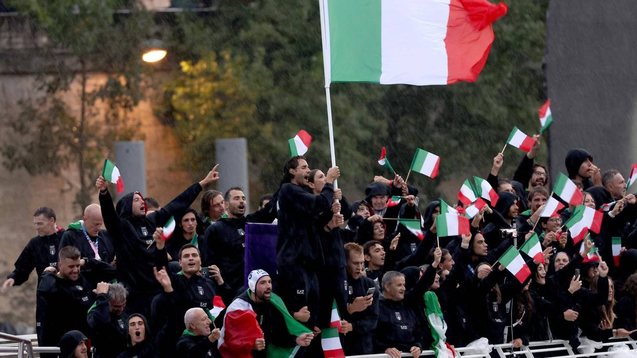 Bitter! Fahnenträger verliert Ehering