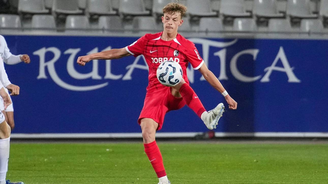 Paderborn bedient sich in Freiburg