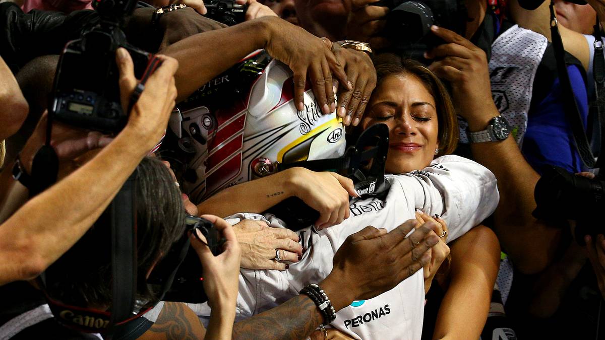 Die Beziehung zwischen Racer und Popstar entwickelt sich zum Dauerbrenner mit zwischenzeitlichen Pausen. Im Februar 2015 kommt es dann zur vermeintlich endgültigen Trennung